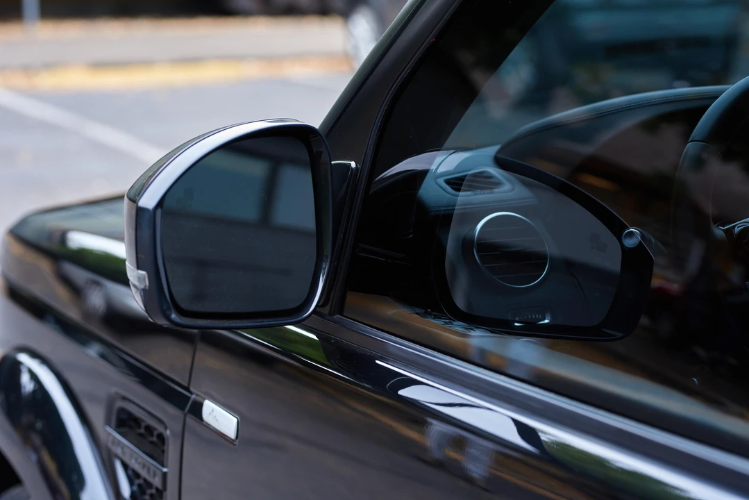 2016 Land Rover Discovery 4th Gen - Image 21 of 31