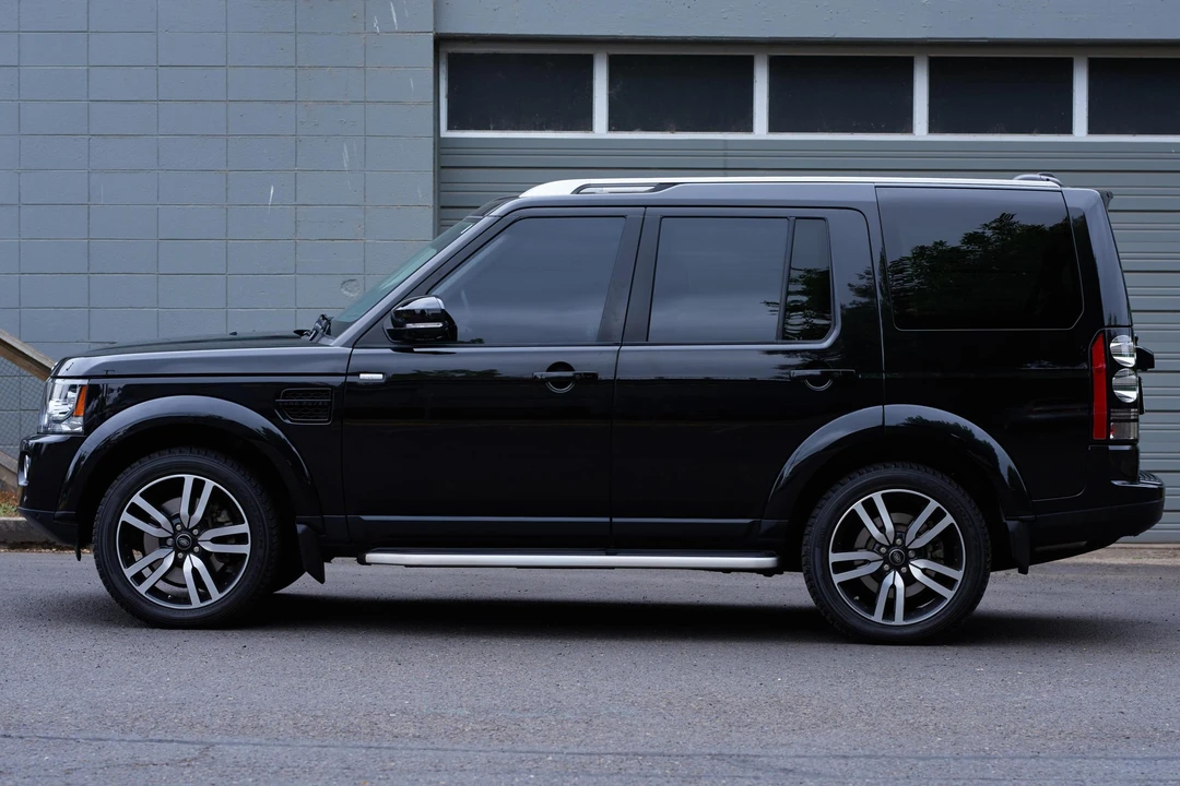 2016 Land Rover Discovery 4th Gen - Image 3 of 31