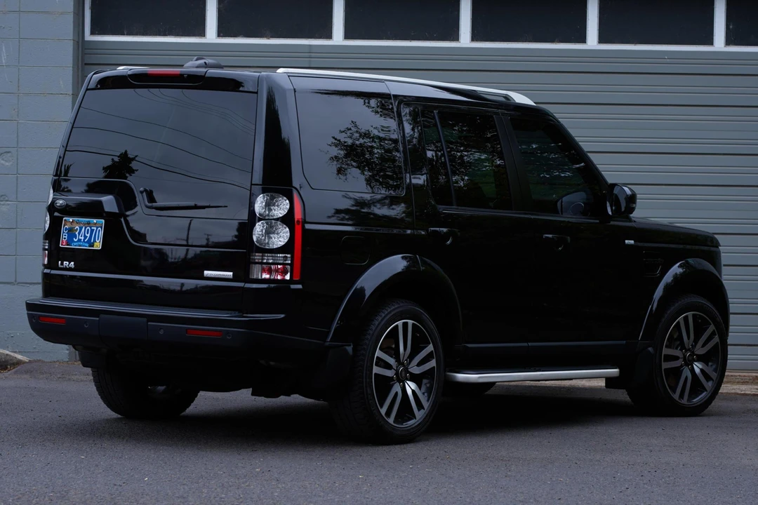 2016 Land Rover Discovery 4th Gen - Image 4 of 31