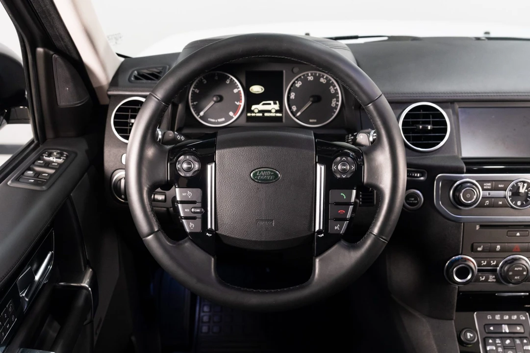 2016 Land Rover Discovery 4th Gen - Image 5 of 7