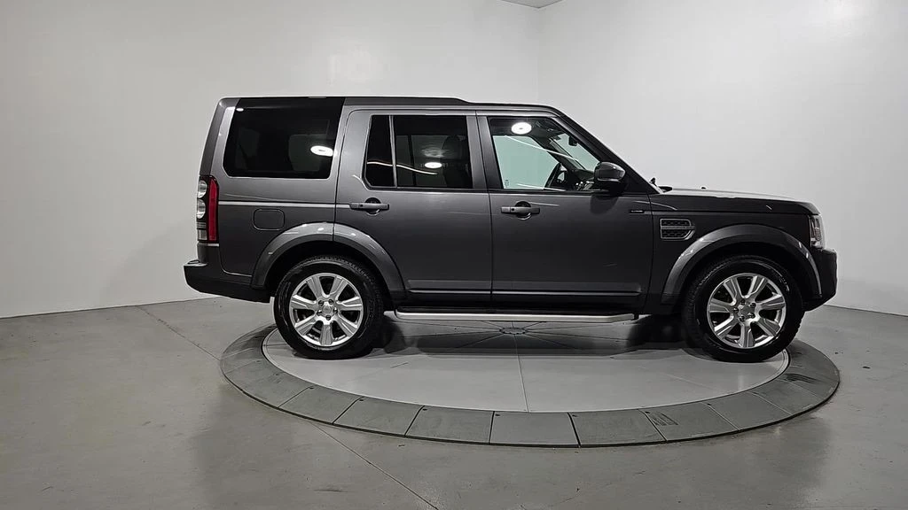 2016 Land Rover Discovery 4th Gen - Image 6 of 12