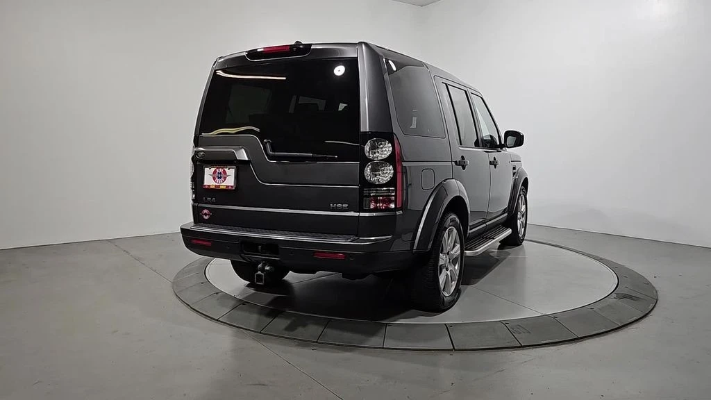 2016 Land Rover Discovery 4th Gen - Image 5 of 12