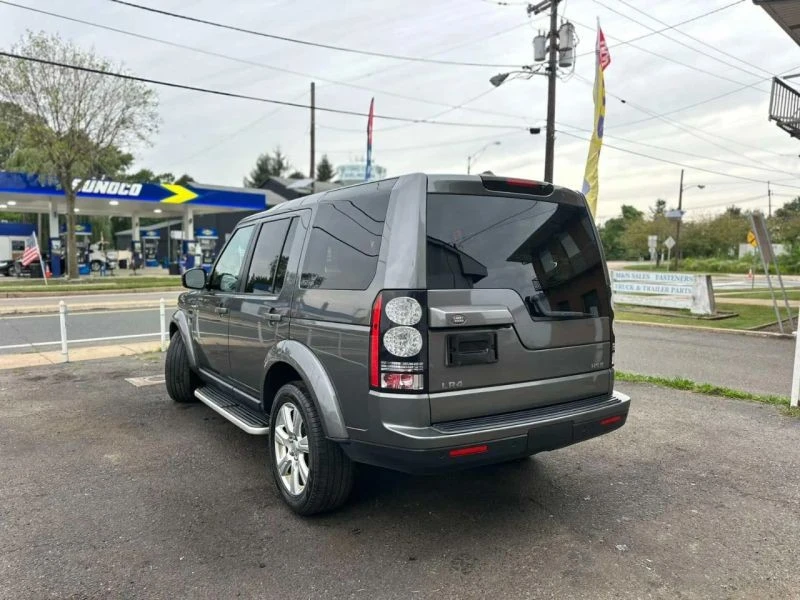 2016 Land Rover Discovery 4th Gen - Image 11 of 12