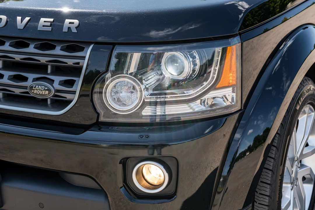 2016 Land Rover Discovery 4th Gen - Image 15 of 31