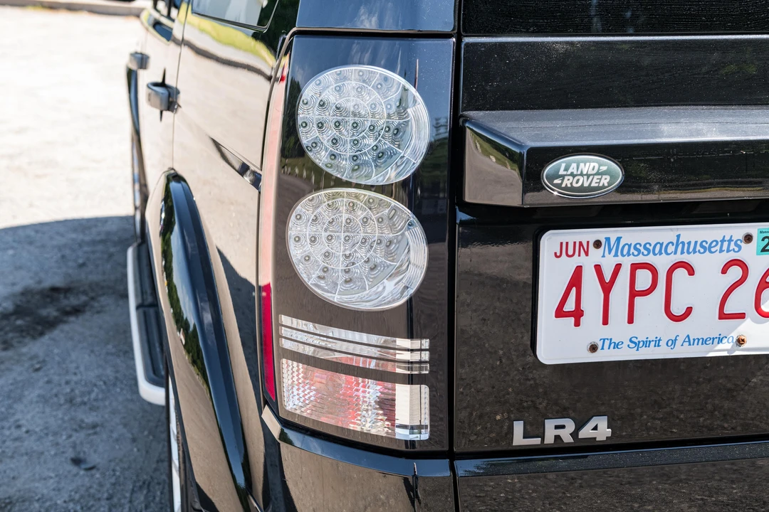 2016 Land Rover Discovery 4th Gen - Image 23 of 31