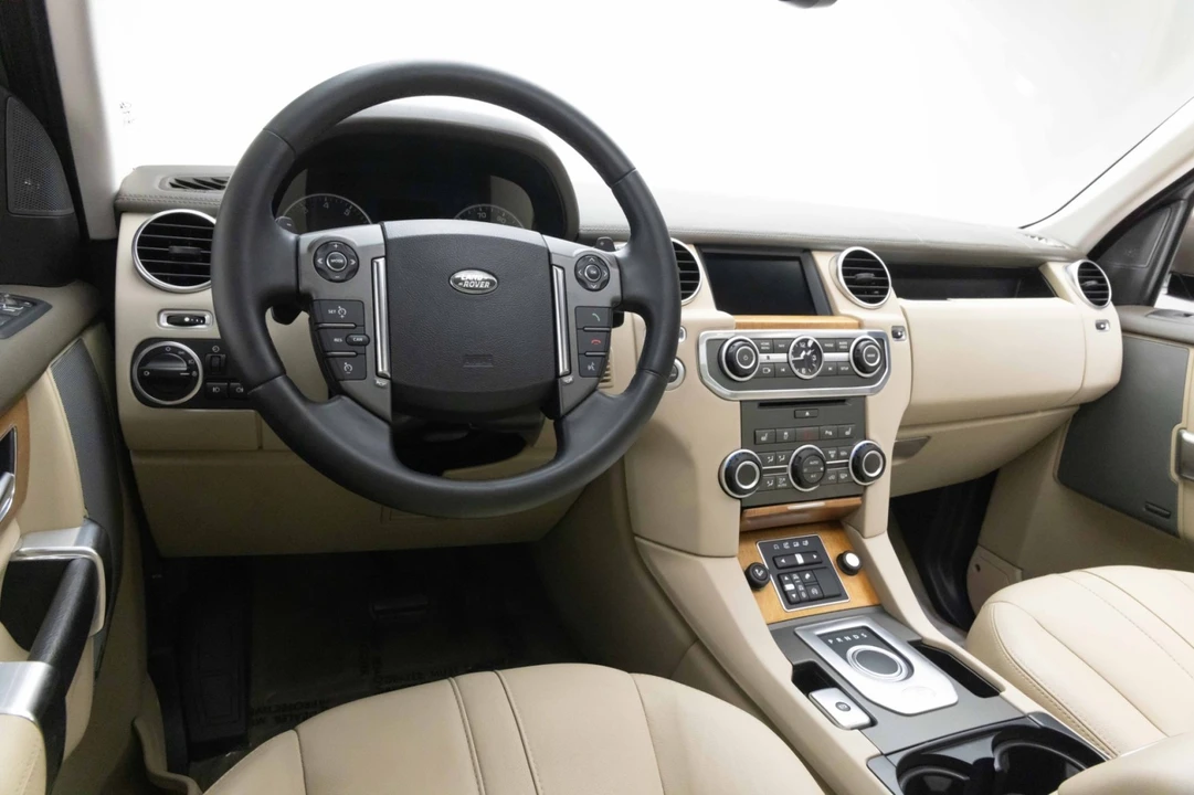 2016 Land Rover Discovery 4th Gen - Image 6 of 21
