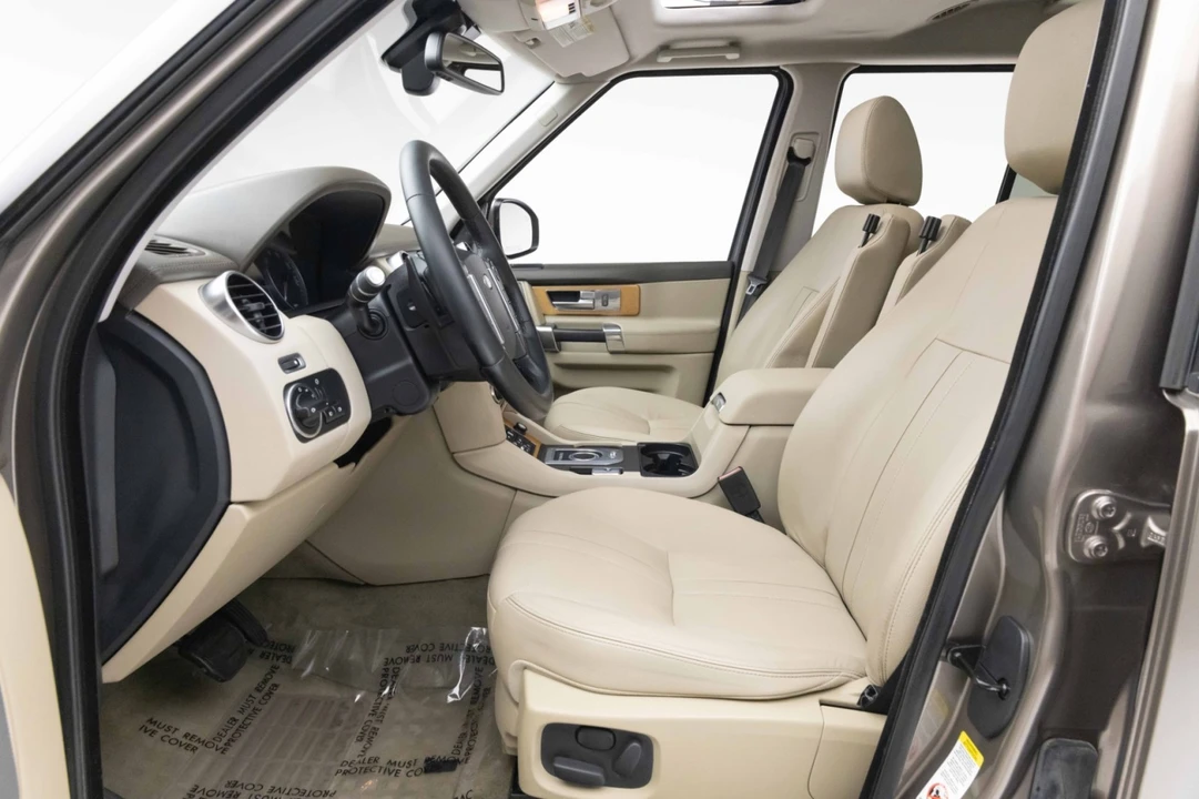 2016 Land Rover Discovery 4th Gen - Image 16 of 21