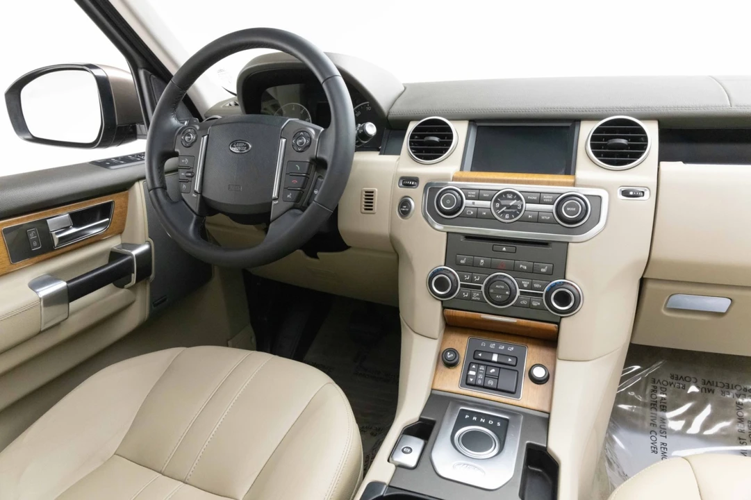 2016 Land Rover Discovery 4th Gen - Image 12 of 21