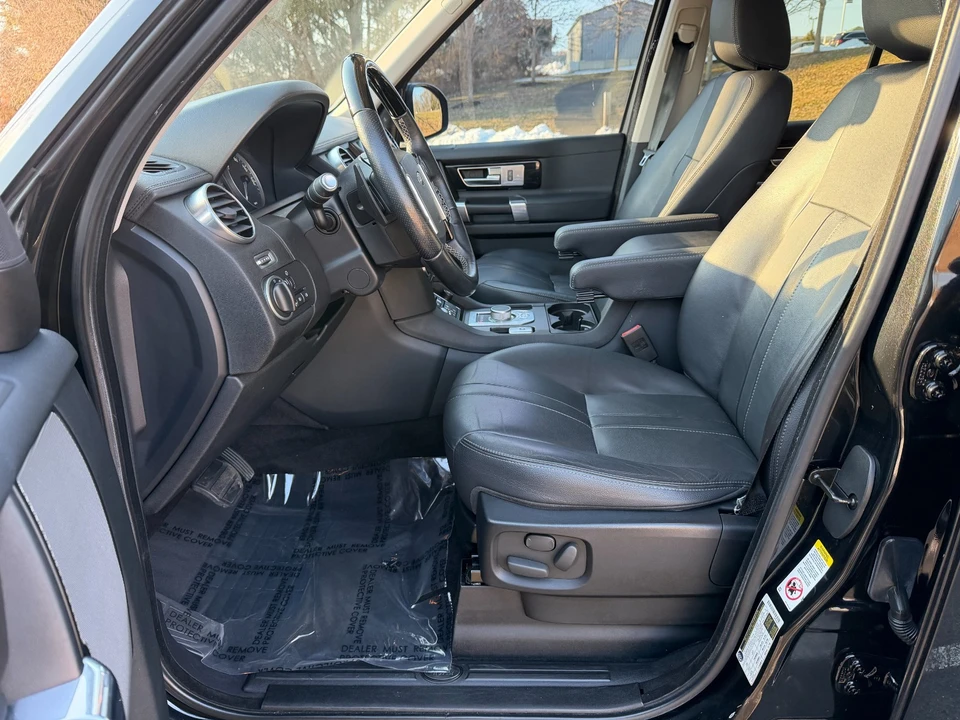 2016 Land Rover Discovery 4th Gen - Image 13 of 21