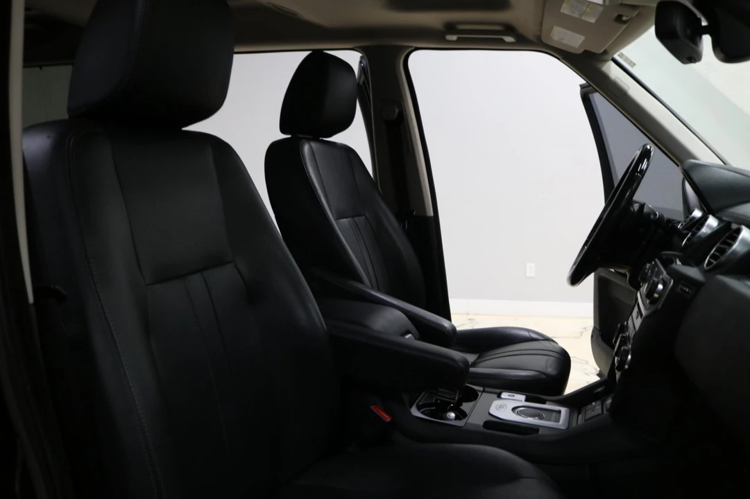 2016 Land Rover Discovery 4th Gen - Image 4 of 8