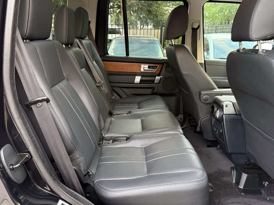 2016 Land Rover Discovery 4th Gen - Image 12 of 12