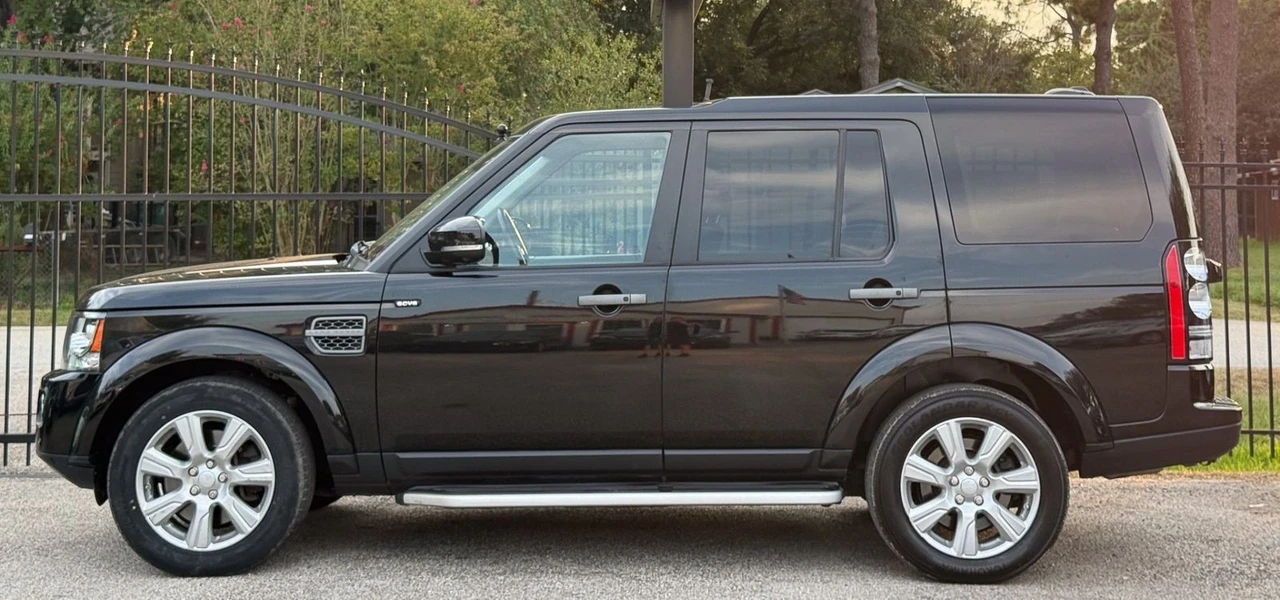 2016 Land Rover Discovery 4th Gen - Image 3 of 12