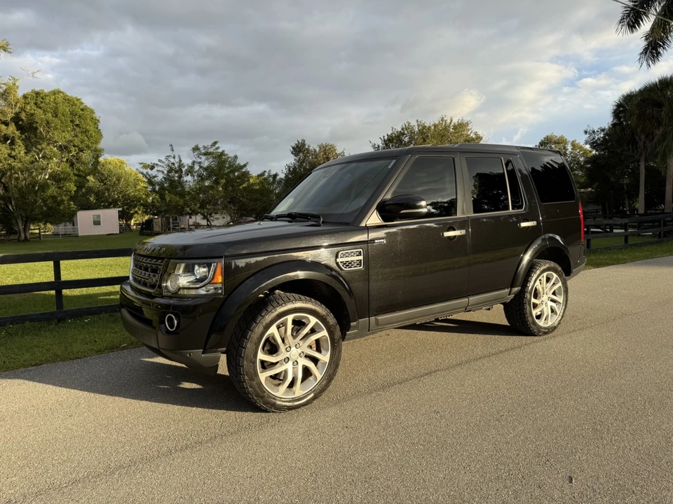 2016 Land Rover Discovery 4th Gen - Image 3 of 10