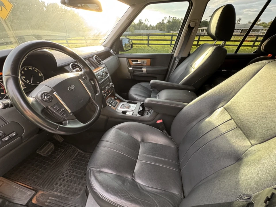 2016 Land Rover Discovery 4th Gen - Image 8 of 10