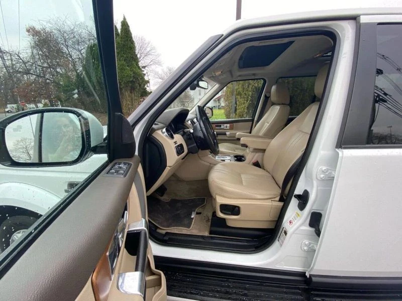 2016 Land Rover Discovery 4th Gen - Image 11 of 12