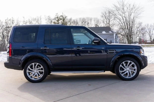 2016 Land Rover Discovery 4th Gen - Image 3 of 7