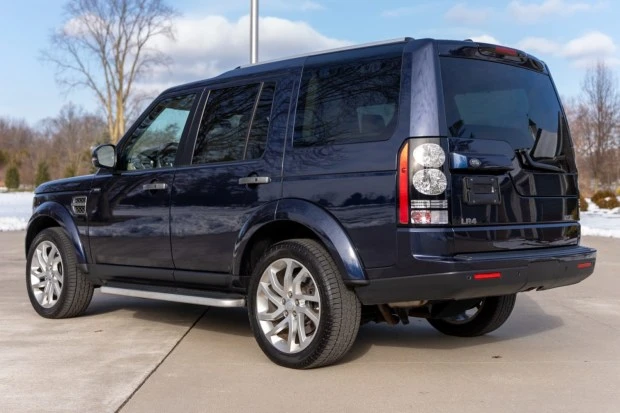 2016 Land Rover Discovery 4th Gen - Image 2 of 7