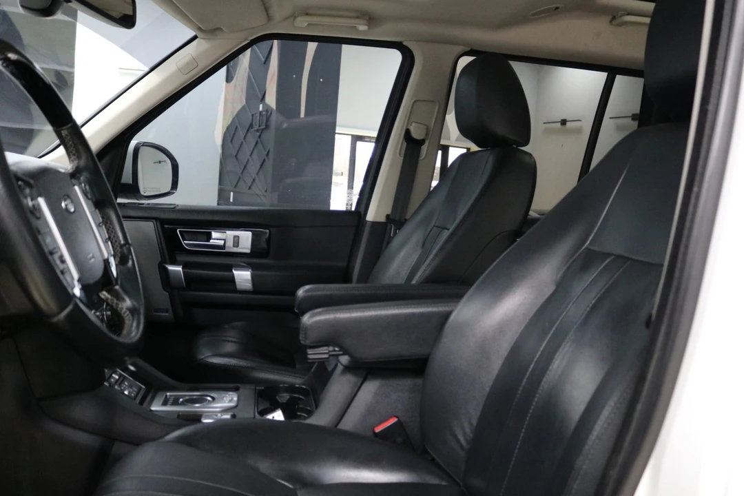 2016 Land Rover Discovery 4th Gen - Image 4 of 7