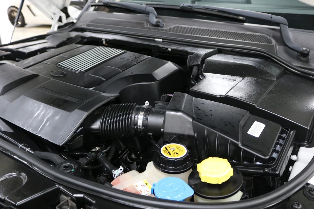 2016 Land Rover Discovery 4th Gen - Image 6 of 7