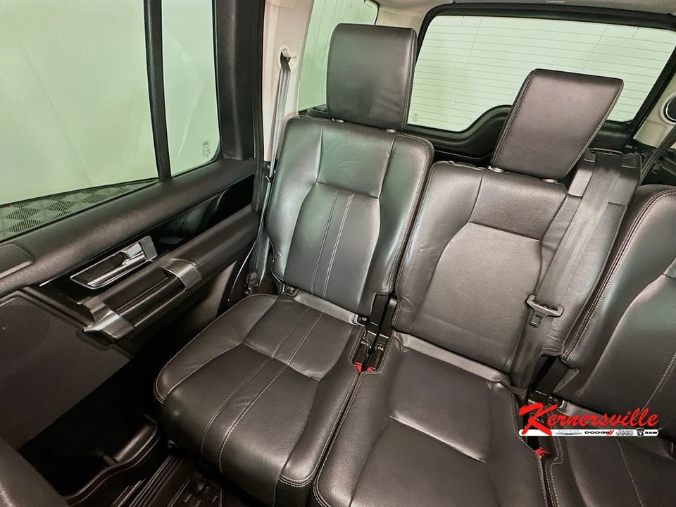 2016 Land Rover Discovery 4th Gen - Image 12 of 24