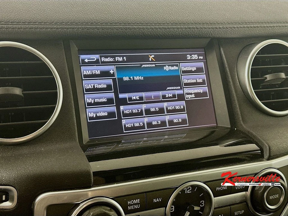 2016 Land Rover Discovery 4th Gen - Image 17 of 24