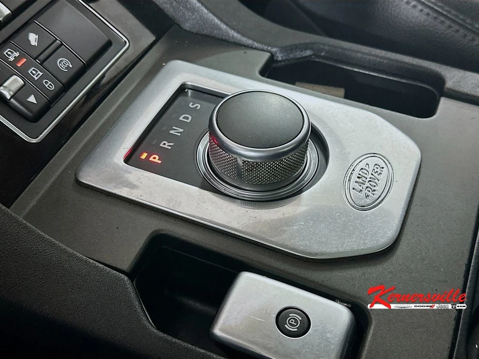 2016 Land Rover Discovery 4th Gen - Image 16 of 24