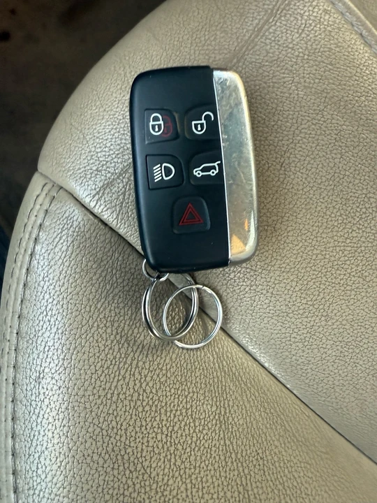 2016 Land Rover Discovery 4th Gen - Image 21 of 21