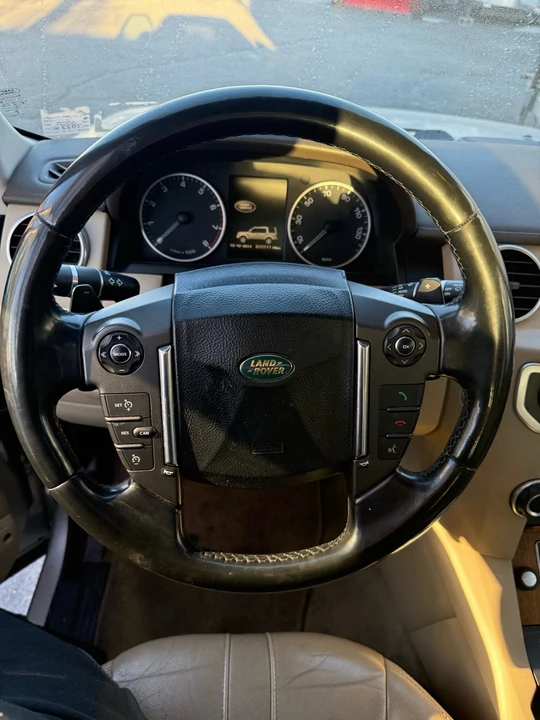2016 Land Rover Discovery 4th Gen - Image 20 of 21