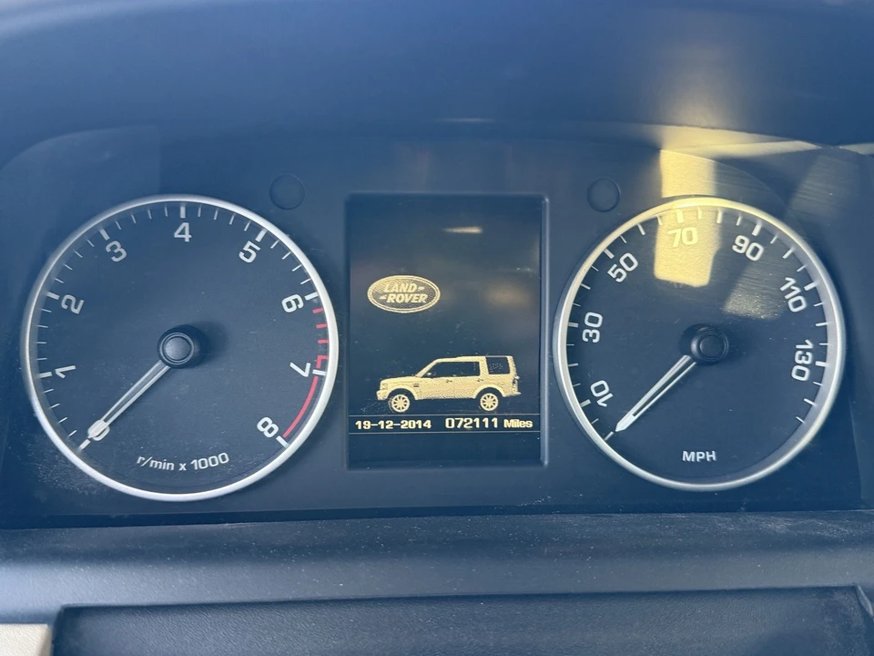 2016 Land Rover Discovery 4th Gen - Image 17 of 21