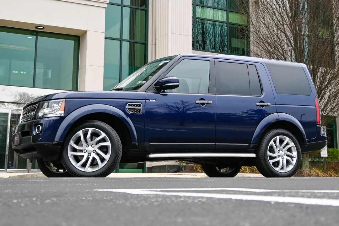 2016 Land Rover Discovery 4th Gen - Image 10 of 31