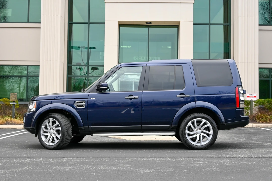 2016 Land Rover Discovery 4th Gen - Image 12 of 31