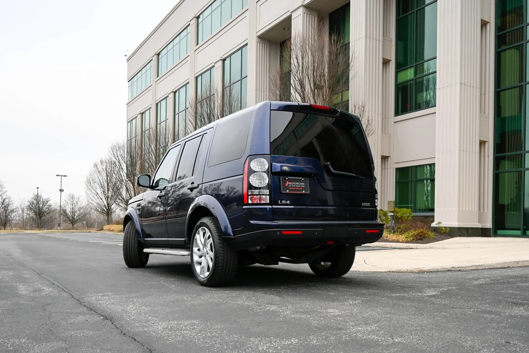 2016 Land Rover Discovery 4th Gen - Image 17 of 31