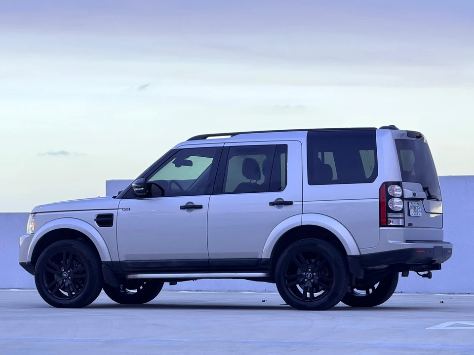 2016 Land Rover Discovery 4th Gen - Image 13 of 31