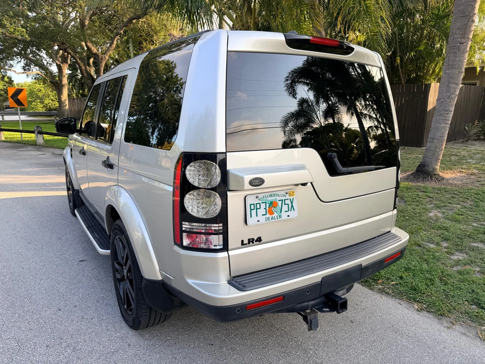 2016 Land Rover Discovery 4th Gen - Image 27 of 31