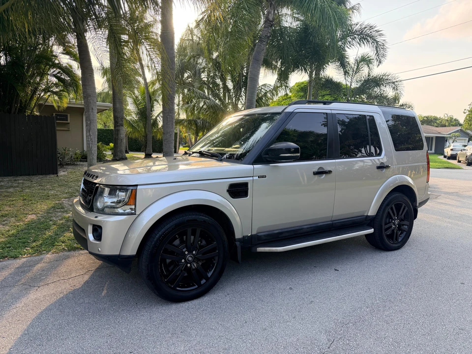 2016 Land Rover Discovery 4th Gen - Image 24 of 31