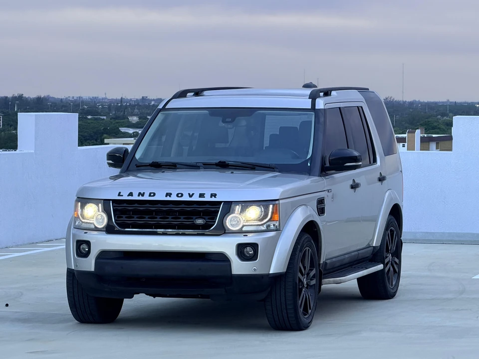 2016 Land Rover Discovery 4th Gen - Image 7 of 31