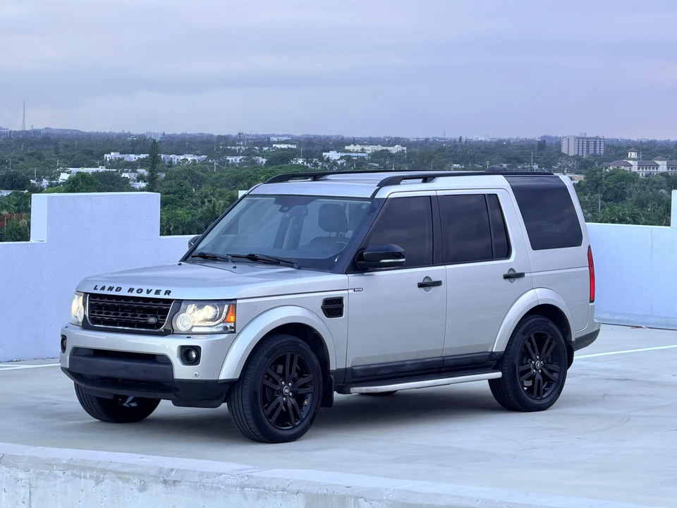 2016 Land Rover Discovery 4th Gen - Image 10 of 31