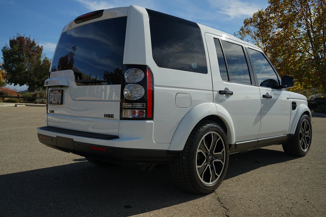 2016 Land Rover Discovery 4th Gen - Image 24 of 31