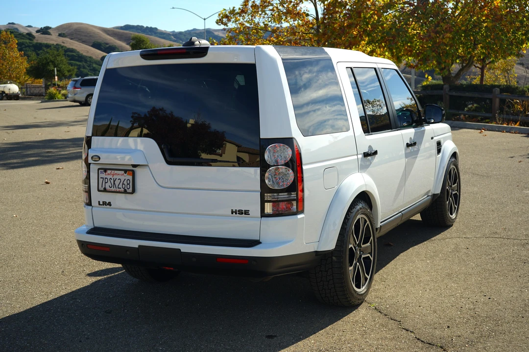 2016 Land Rover Discovery 4th Gen - Image 22 of 31