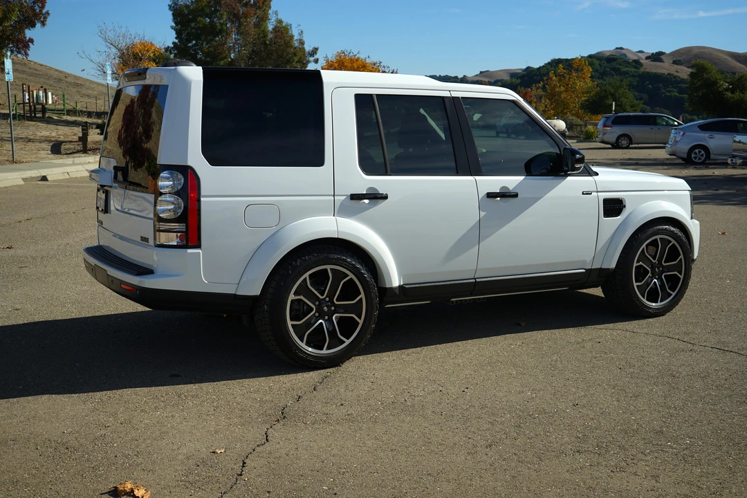 2016 Land Rover Discovery 4th Gen - Image 27 of 31