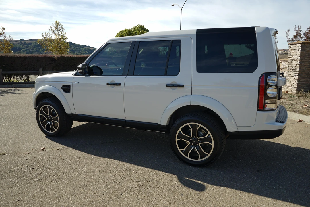 2016 Land Rover Discovery 4th Gen - Image 15 of 31
