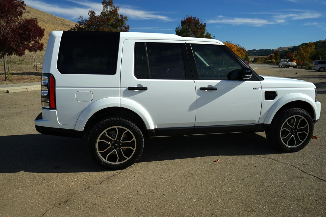 2016 Land Rover Discovery 4th Gen - Image 28 of 31