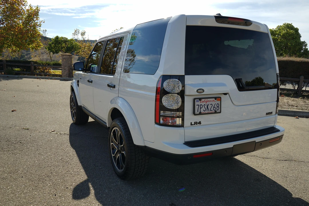 2016 Land Rover Discovery 4th Gen - Image 18 of 31