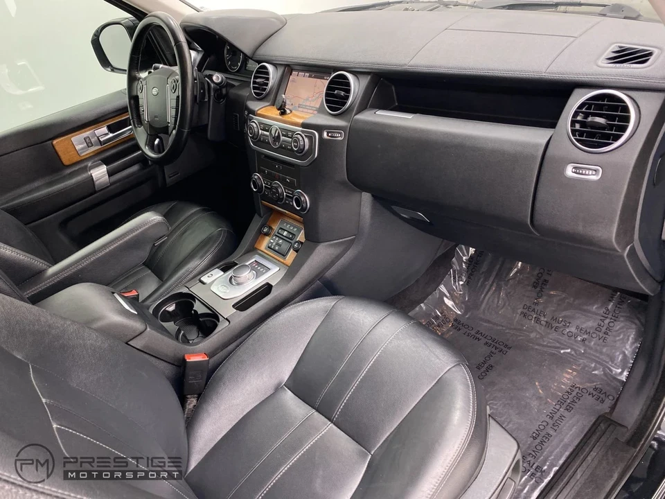 2016 Land Rover Discovery 4th Gen - Image 15 of 21