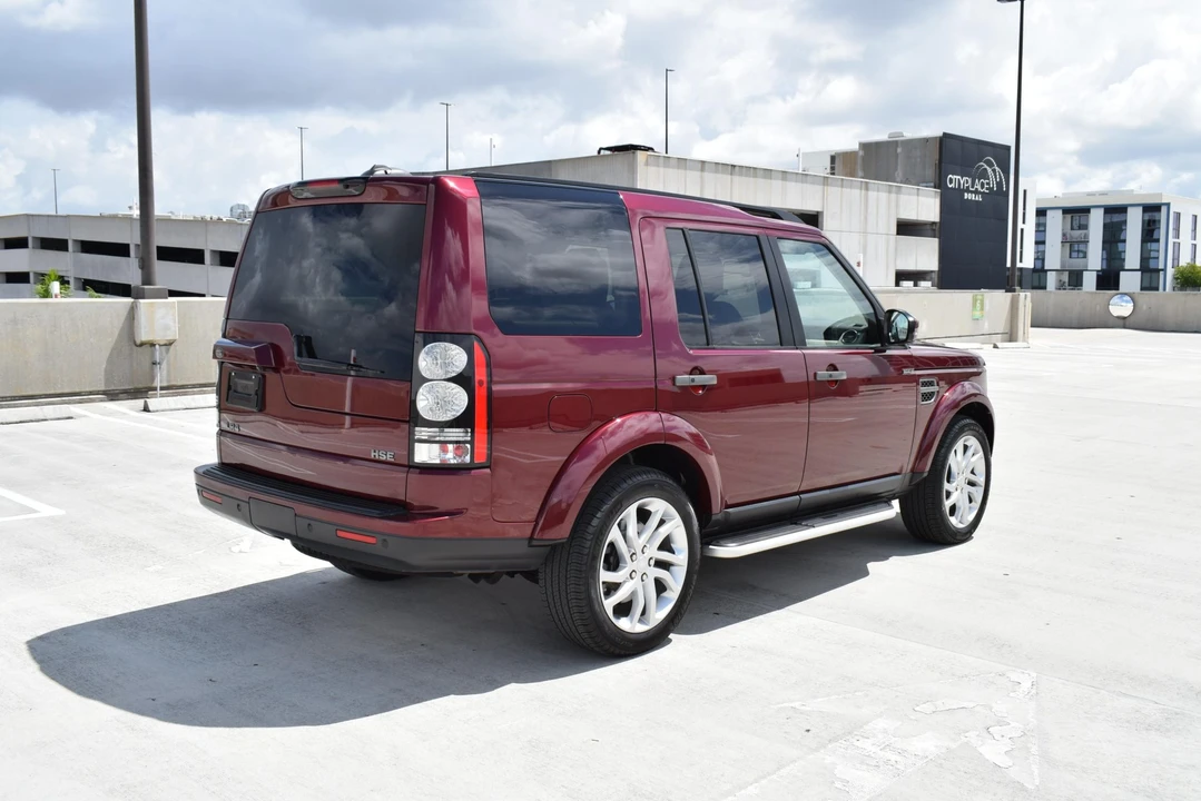 2016 Land Rover Discovery 4th Gen - Image 24 of 31
