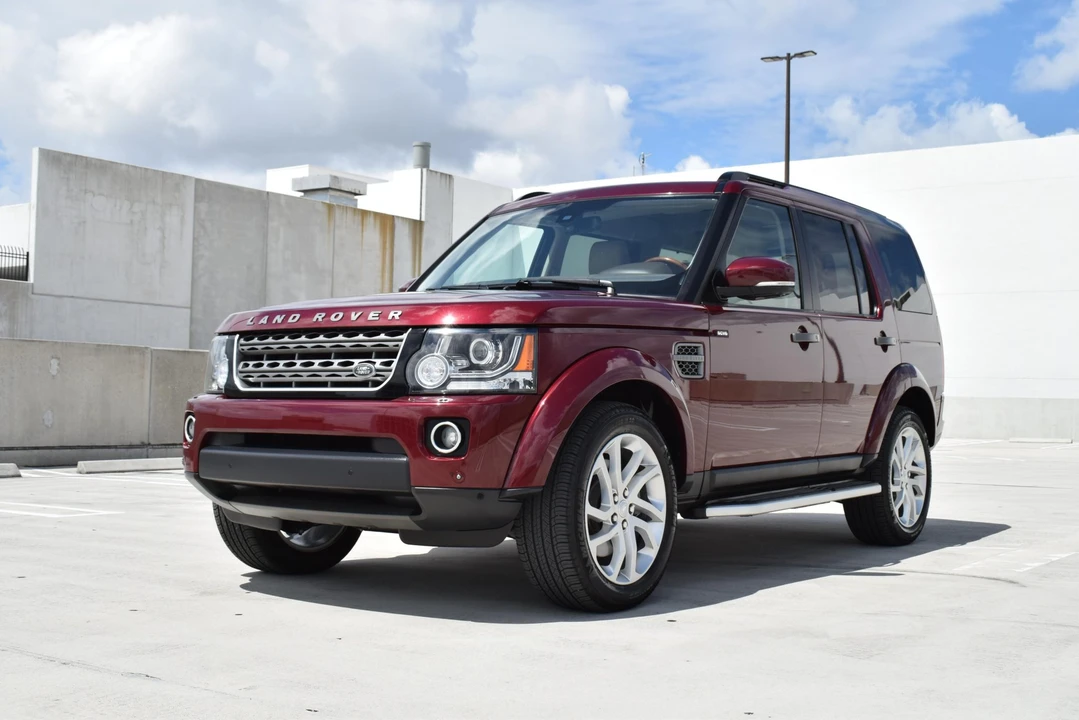 2016 Land Rover Discovery 4th Gen - Image 3 of 31