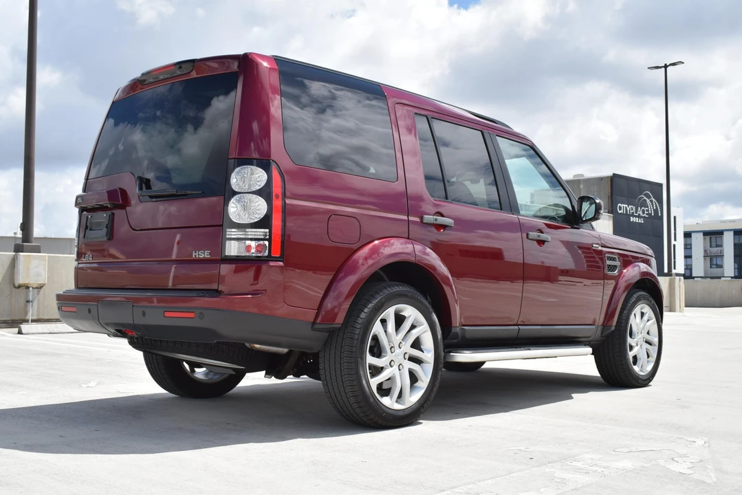 2016 Land Rover Discovery 4th Gen - Image 23 of 31