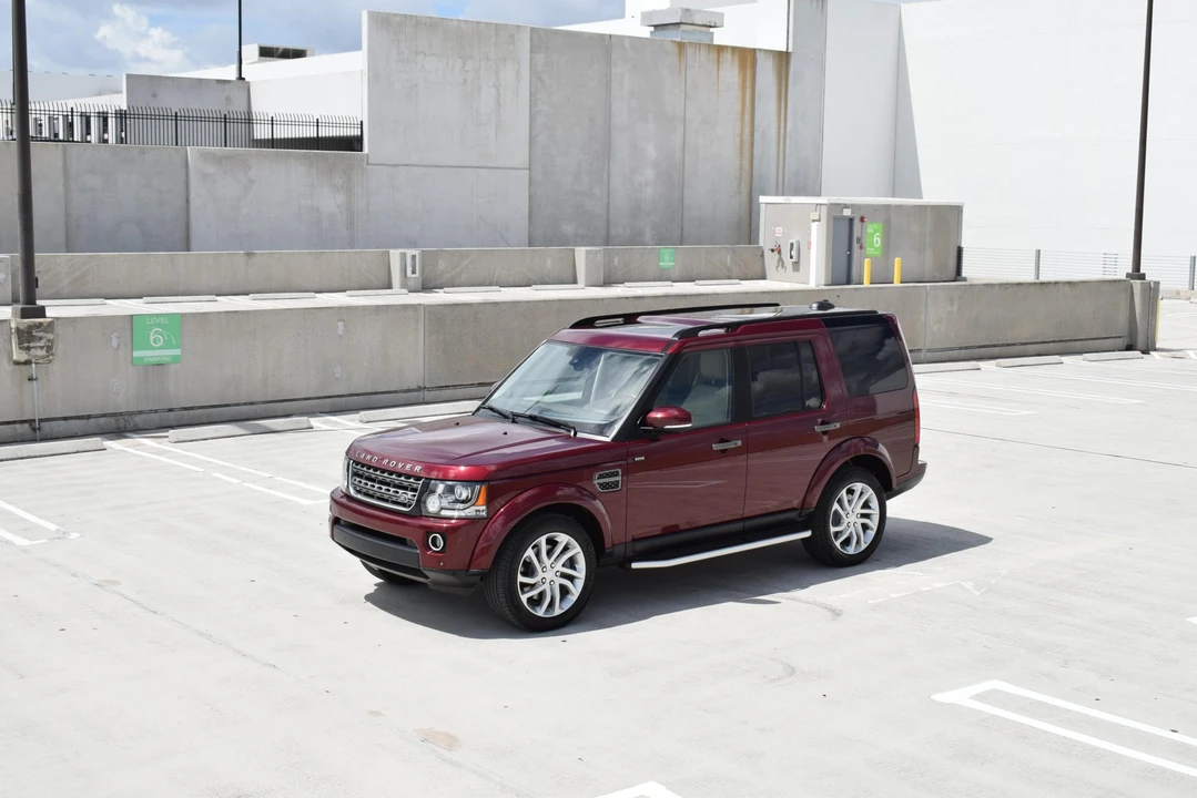 2016 Land Rover Discovery 4th Gen - Image 16 of 31