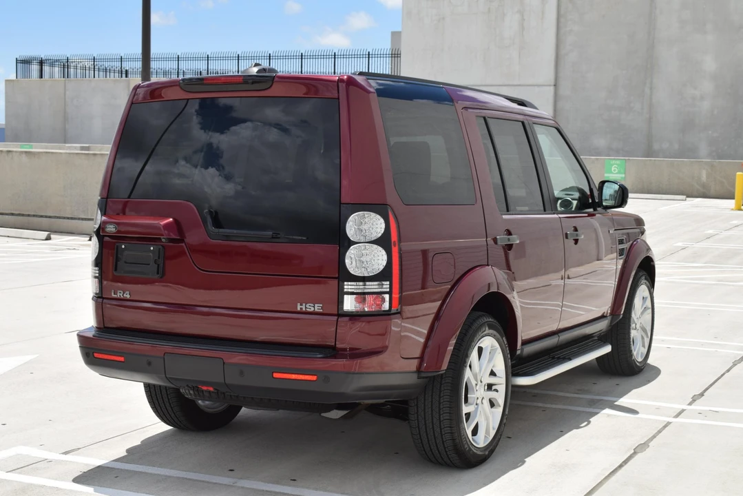 2016 Land Rover Discovery 4th Gen - Image 22 of 31