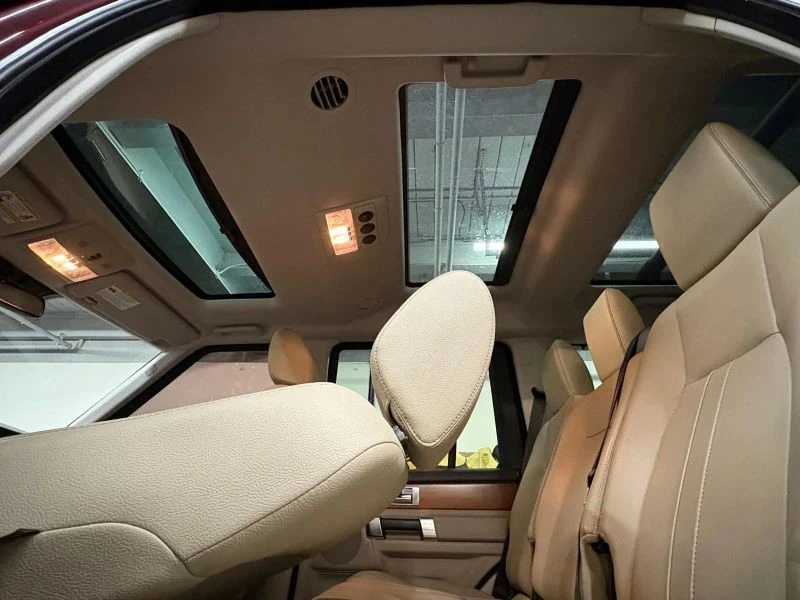 2016 Land Rover Discovery 4th Gen - Image 10 of 12